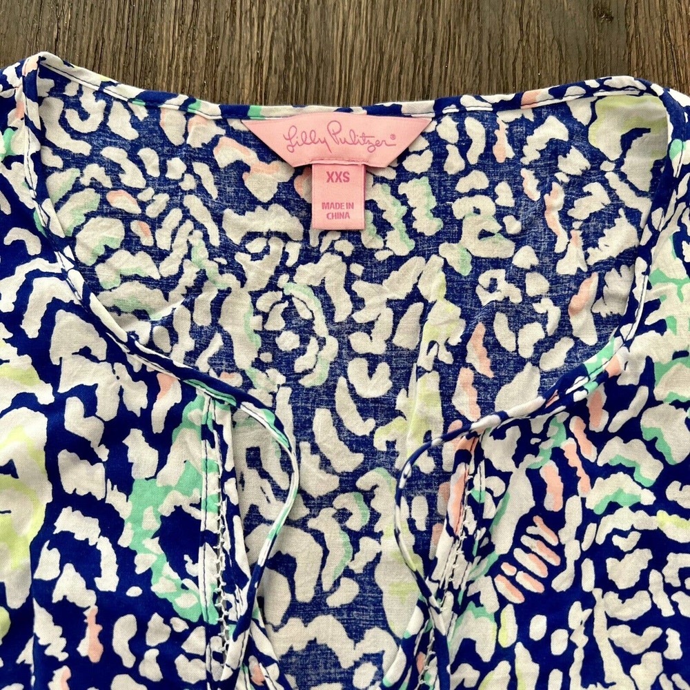 Lilly Pulitzer Kahli Blouse Move It Or Lose It Bell Sleeves Size XXS - Picture 5 of 6